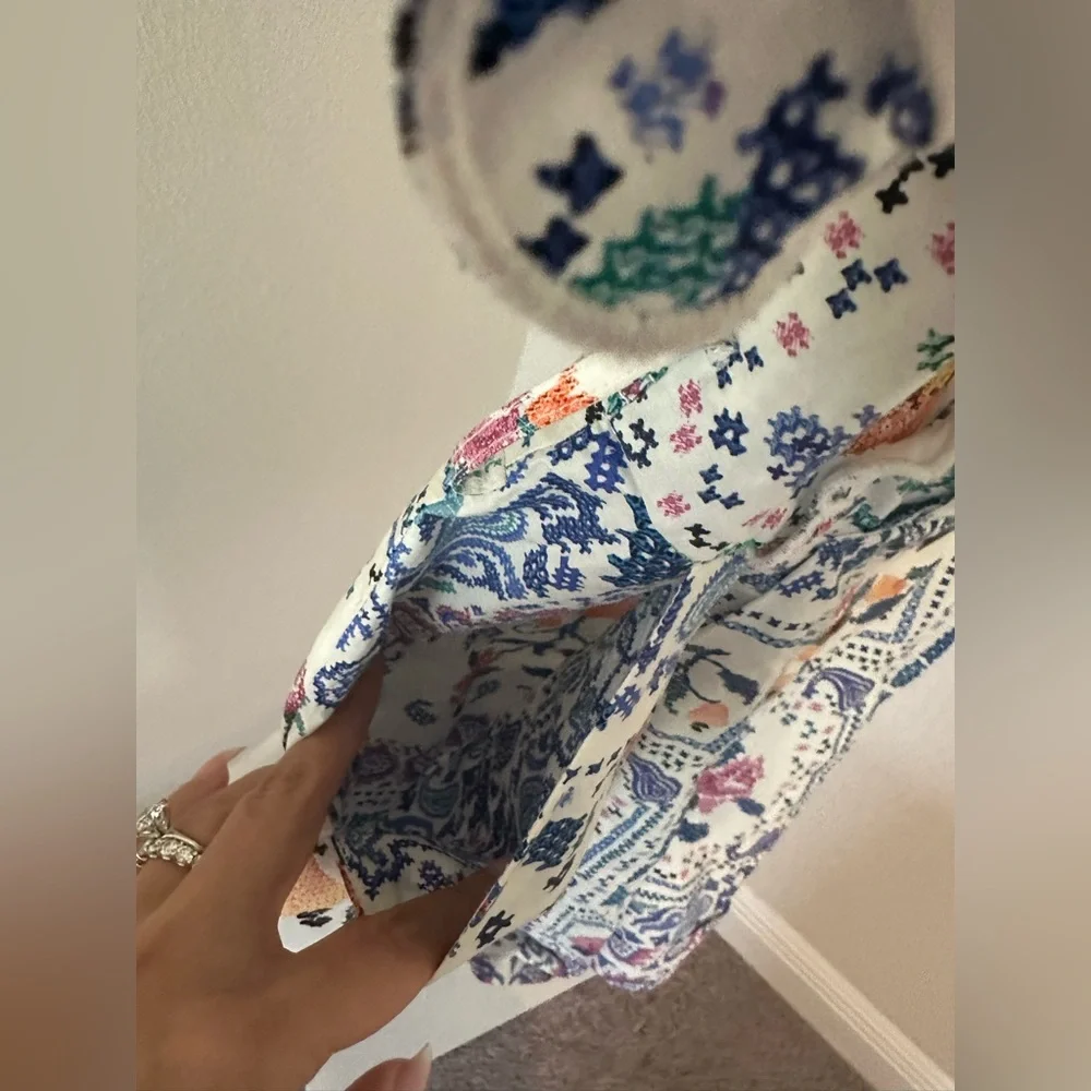 FARM Rio Floral Puff Sleeve Women's Romper XS - Picture 6 of 12